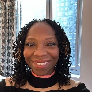 Meet your Posher, Angela